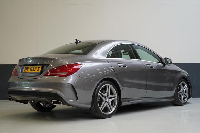 Mercedes-Benz CLA-KLASSE 180 Ambition | AMG-Line | Trekhaak | Navigatie | Sportstoelen