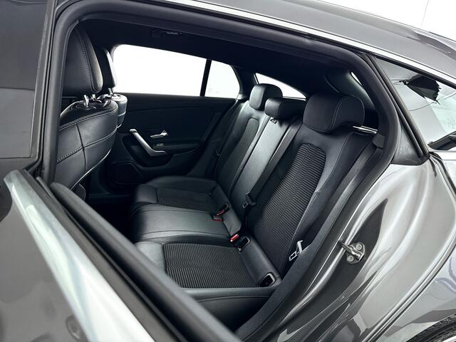 Mercedes-Benz CLA-KLASSE Shooting Brake 220 Aut. Advantage | LED | Parkeercamera