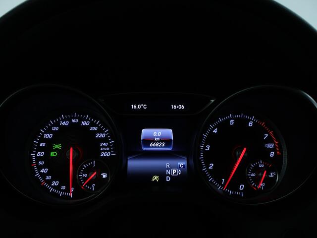 Mercedes-Benz CLA-KLASSE 180 Ambition | Navigatie | Achteruitrijcamera | Inclusief 24 maanden MB Certified garantie voor Europa.