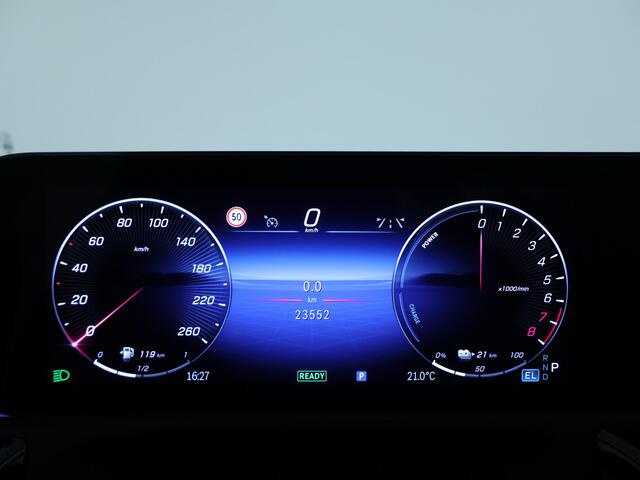 Mercedes-Benz CLA-KLASSE 250 e AMG Plug-In Hybride Panoramadak | Sfeerverlichting | Achteruitrijcamera | Digitale radio DAB+ | Inclusief 24 maanden MB Certified garantie voor Europa.