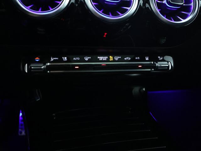 Mercedes-Benz CLA-KLASSE 250 e AMG Plug-In Hybride Panoramadak | Sfeerverlichting | Achteruitrijcamera | Digitale radio DAB+ | Inclusief 24 maanden MB Certified garantie voor Europa.
