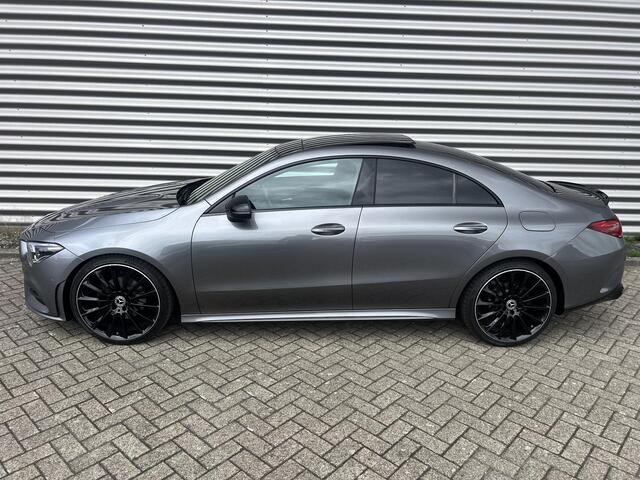 Mercedes-Benz CLA-KLASSE 180 AMG Panorama Widescreen 20 inch Mercedes-Benz CLA-klasse 180 Business Solution AMG