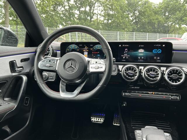 Mercedes-Benz CLA-KLASSE 250e AMG // Panoramadak // Memory // Sfeerverlichting // MultiBeam LED // Keyless // Night Pakket // Augmented Reality
