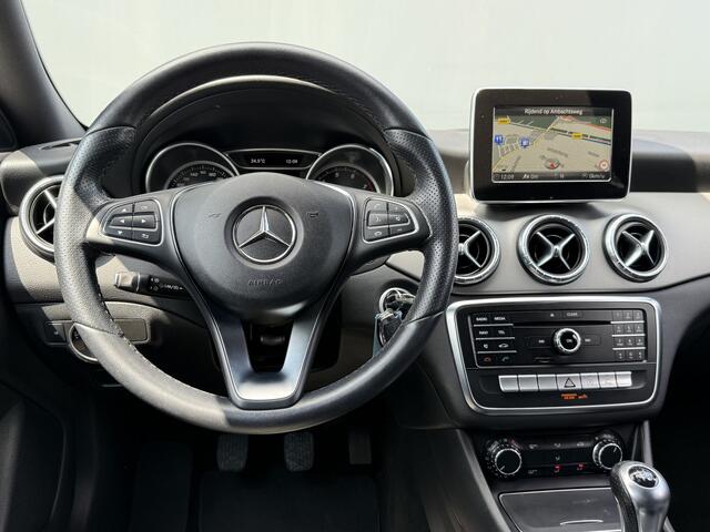 Mercedes-Benz CLA-KLASSE Shooting Brake BWJ 2016 | 180 123PK Ambition AMG Line | TREKHAAK | SPORTSTOELEN | CLIMA | NAVI | CRUISE | 18'' LMV | PRIVACY GLASS |