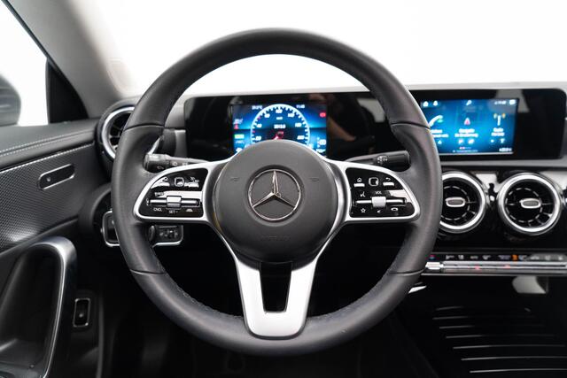 Mercedes-Benz CLA-KLASSE Shooting Brake CLA250 e |Panorama|Leder|Dodehoek|Carplay|
