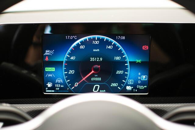 Mercedes-Benz CLA-KLASSE Shooting Brake CLA250 e |Panorama|Leder|Dodehoek|Carplay|