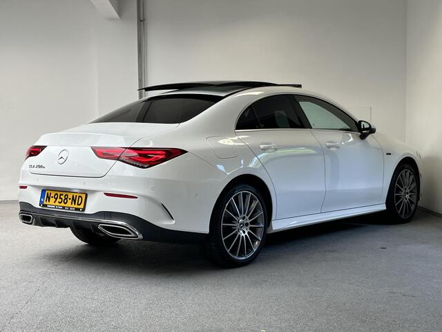 Mercedes-Benz CLA-KLASSE 250 e AMG Premium Plus Line | PANO | TREKHAAK | CARPLAY |