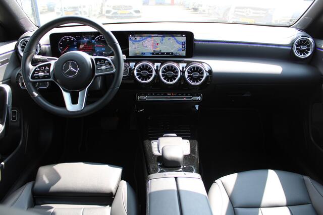 Mercedes-Benz CLA-KLASSE 250e AUT8 Advantage LEDER WIDESCREEN SFEER CAMERA 18''