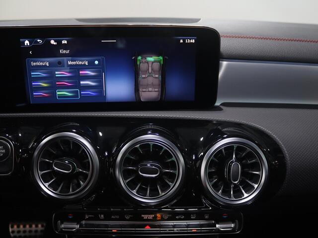 Mercedes-Benz CLA-KLASSE 250e Shooting Brake Business Solution AMG | Nightpakket | Panoramaschuifdak | Achteruitrijcamera | 19 Inch AMG-velgen