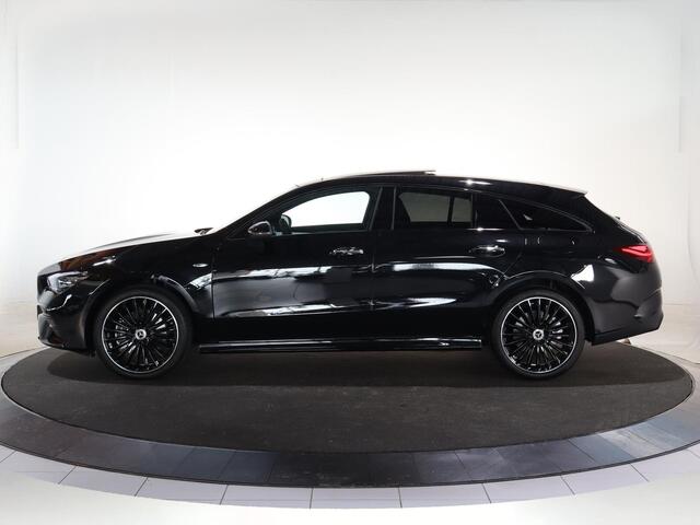 Mercedes-Benz CLA-KLASSE 250e Shooting Brake Business Solution AMG | Nightpakket | Panoramaschuifdak | Achteruitrijcamera | 19 Inch AMG-velgen