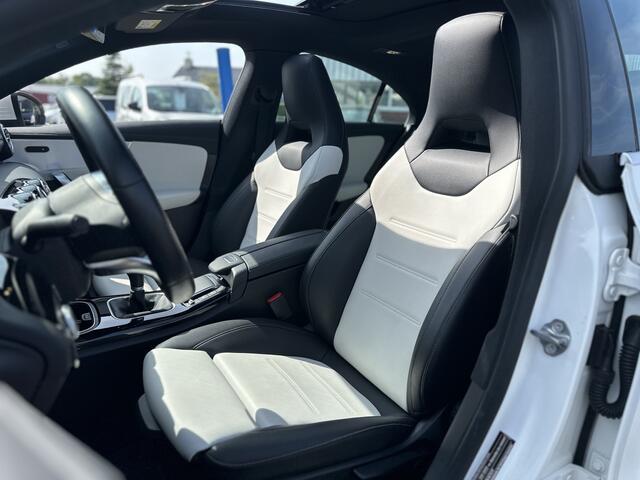 Mercedes-Benz CLA-KLASSE 200 Advantage |PANO|LEDER|PDC|SFEERVERL|