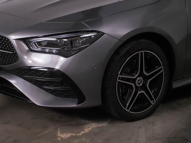 Mercedes-Benz CLA-KLASSE Shooting Brake 250 e AMG Nightpakket | Panoramadak | Distronic | Sfeerverlichting | Sttur- en Stoelverwarming | 360 gr Camera | KEyless Go | Inclusief 24 maanden Mercedes-Benz Certified garantie voor Europa.