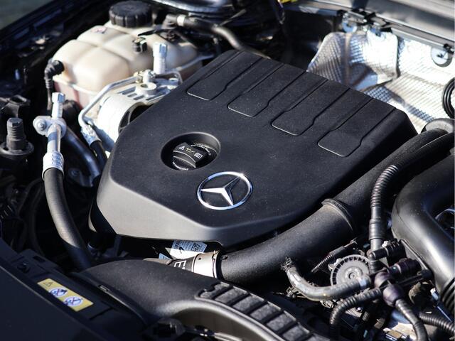 Mercedes-Benz CLA-KLASSE 180 AMG Line *Widescreen*Cruise*Sfeerverlichting*Stoelverw.*