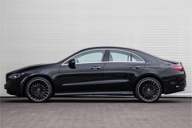 Mercedes-Benz CLA-KLASSE 250 e AMG Facelift, Distronic, Trekhaak, Widescreen, Sfeerverlichting, Hybrid 2024