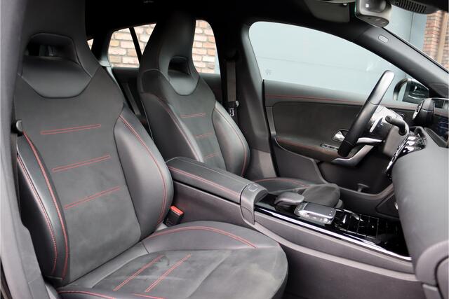 Mercedes-Benz CLA-KLASSE Shooting Brake 250 e AMG Line Aut8 | Camera | Sfeerverlichting | Stoelverwarming | Actieve Spoorassistent | High Perf. LED | Cruise Control |