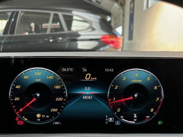 Mercedes-Benz CLA-KLASSE Shooting Brake 200 Business Solution AMG | Panoramadak | NL auto | BTW | 1e eigenaar |