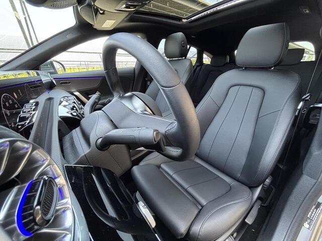 Mercedes-Benz CLA-KLASSE Shooting Brake 180 Star Edition Luxury Line | Panoramadak | Trekhaak | Sfeerverlichting | Parkeercamera | Stoelverwarming | LED |