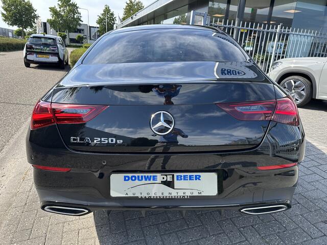 Mercedes-Benz CLA-KLASSE 250 e AMG Line Keyless | Camera | Stoelverw.