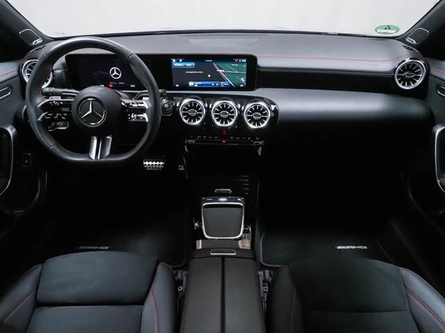 Mercedes-Benz CLA-KLASSE 250 e AMG Plug-In Hybride | AMG Line | Night Pakket | Panorama Schuif-Kanteldak | Burmester® Surround-Soundsystem | AC / DC Laden | Inclusief 24 maanden MB Certified garantie voor Europa.