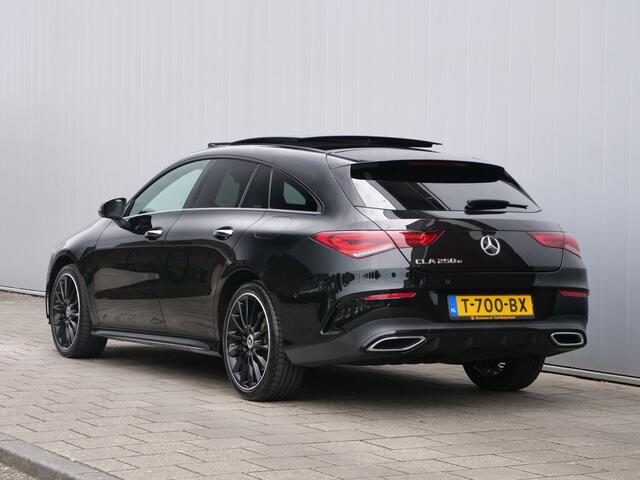 Mercedes-Benz CLA-KLASSE Shooting Brake 250e 218pk AMG Line Automaat Leder / Schuifdak / Sfeerverlichting / Burmester