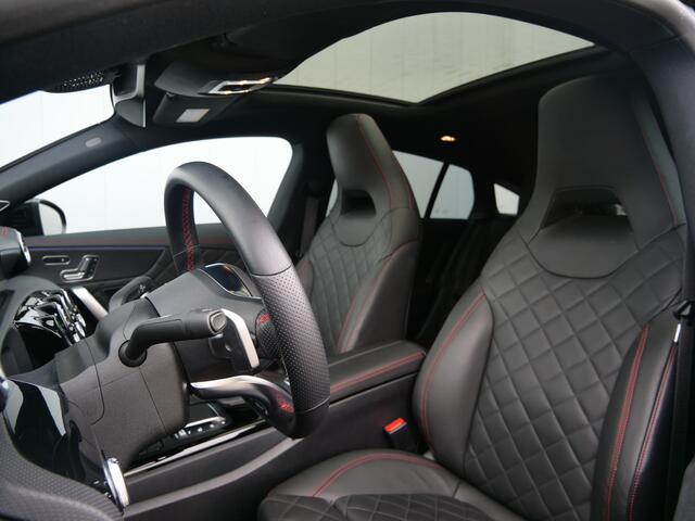 Mercedes-Benz CLA-KLASSE Shooting Brake 250e 218pk AMG Line Automaat Leder / Schuifdak / Sfeerverlichting / Burmester