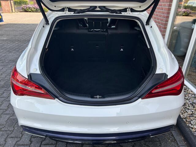 Mercedes-Benz CLA-KLASSE 180 AMG N. Ed. Plus Automaat SCHUIF.KANTLEDAK/PANODAK/HARMAN.KAR