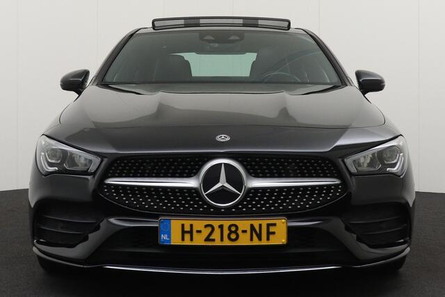 Mercedes-Benz CLA-KLASSE 180 Aut. AMG Pano-dak Camera Sfeerverlichting