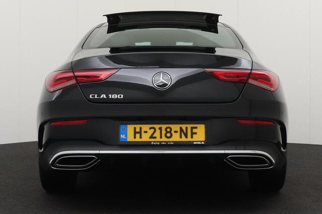 Mercedes-Benz CLA-KLASSE 180 Aut. AMG Pano-dak Camera Sfeerverlichting