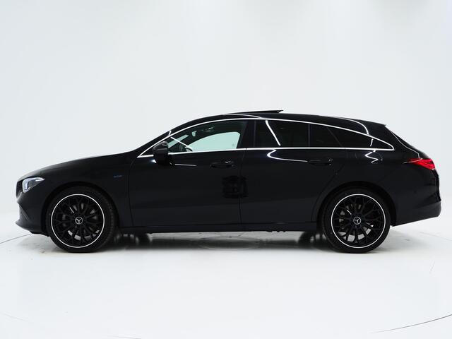 Mercedes-Benz CLA-KLASSE Shooting Brake 250e Panamericana | Panoramadak | Sfeerverlichting | Leder | Camera | Widescreen | DAB