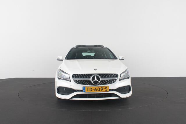 Mercedes-Benz CLA-KLASSE Shooting Brake 180 AMG Line > Pano.Schuif/Trekhaak/Camera/8,0 Inch display/LED High Performance