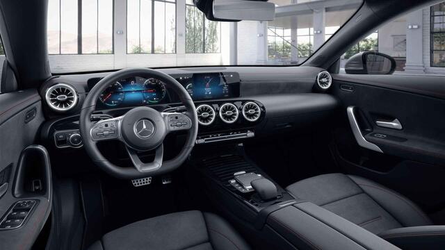 Mercedes-Benz CLA-KLASSE Shooting Brake 250 e Advantage | Trekhaak | AMG | Widescreen |