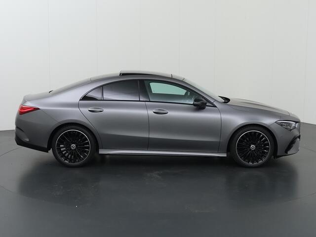 Mercedes-Benz CLA-KLASSE 180 Business Solution AMG |Panoramaschuifdak | Premium Plus | Night | Head-up display