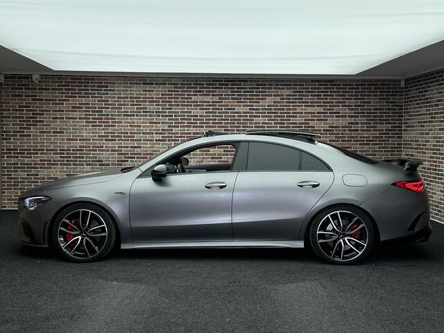 Mercedes-Benz CLA-KLASSE AMG 35 4MATIC Premium Plus Panorama Head Kuip NL Dealer Ondrh