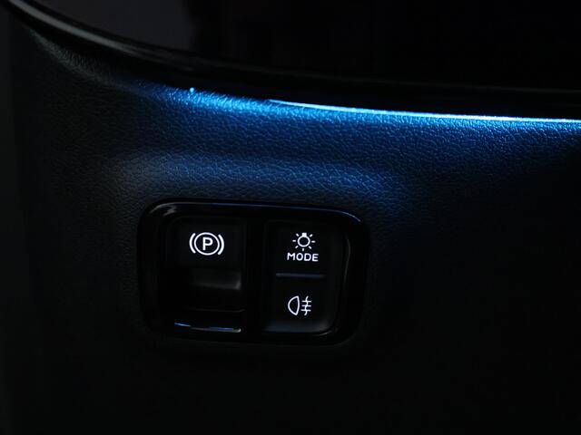 Mercedes-Benz CLA-KLASSE 250+ Launch Edition 85 kWh | Nightpakket | Memorypakket | Antidiefstalpakket URBAN GUARD | Adaptieve cruisecontrol | Dodehoekassistent | MULTIBEAM LED | Warmtepomp |