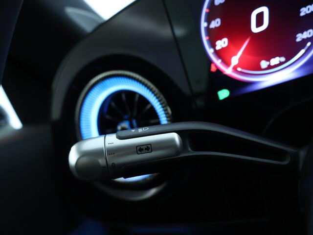 Mercedes-Benz CLA-KLASSE 250+ Launch Edition 85 kWh | Nightpakket | Memorypakket | Antidiefstalpakket URBAN GUARD | Adaptieve cruisecontrol | Dodehoekassistent | MULTIBEAM LED | Warmtepomp |