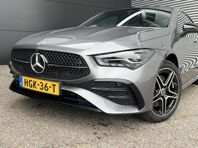 Mercedes-Benz CLA-KLASSE 250 e Star Edition AMG | Night Pakket | Panoramadak | Dodehoekassistent | Sfeerverlichting | Stoelverwarming | Parkeersensoren | Achteruitrijcamera | Elektrisch Inklapbare Buitenspiegels