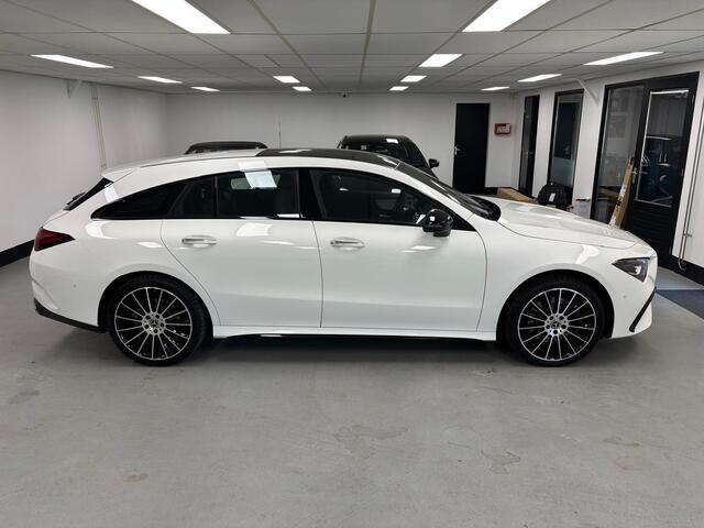Mercedes-Benz CLA-KLASSE Shooting Brake 200 AMG Line Panorama LED Camera Widescreen Keyless go