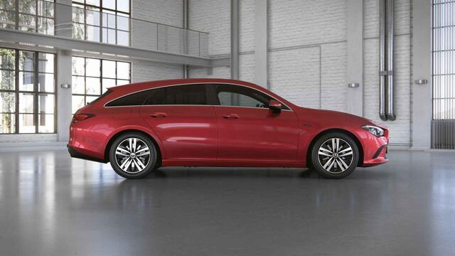 Mercedes-Benz CLA-KLASSE Shooting Brake 250 e Business Solution Luxury Limited | Trekhaak | Achteruitrijcamera | Stoelverwarming | Dodehoekassist | Sfeerverlichting | Donkere hemelbekleding |