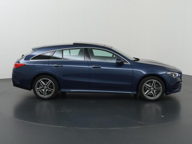 Mercedes-Benz CLA-KLASSE Shooting Brake 250 e AMG Line | Panoramadak | Stoelverwarming | Achteruitrijcamera | Keyless | Sfeerverlichting |