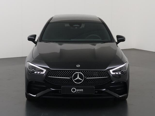 Mercedes-Benz CLA-KLASSE Shooting Brake 250e Business Solution AMG | Panoramaschuifdak | Nightpakket | Achteruitrijcamera |