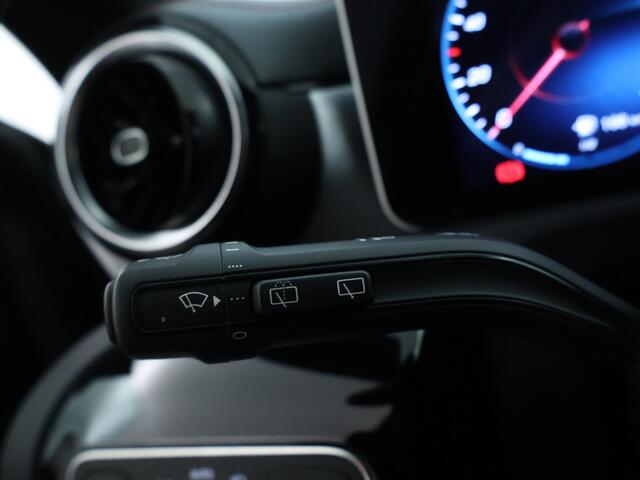 Mercedes-Benz CLA-KLASSE Shooting Brake 200 Business Solution AMG Trekhaak | Achteruitrijcamera | Smartphone-integratie | Nightpakket | Inclusief 24 maanden MB Certified garantie voor Europa.