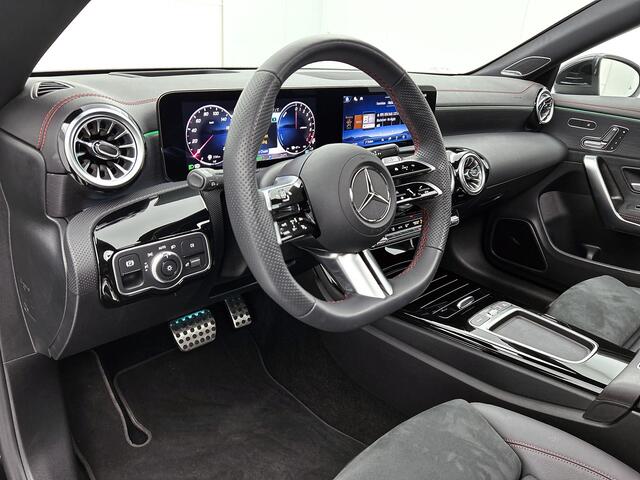 Mercedes-Benz CLA-KLASSE 250 e Business Solution AMG Prem.Plus Pakket, Trekhaak, Winter pakket