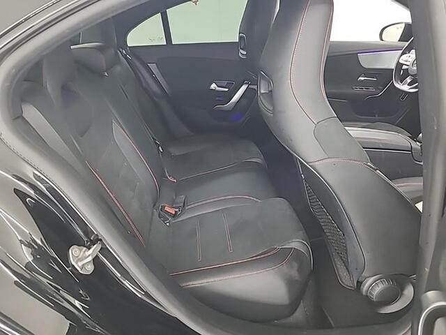Mercedes-Benz CLA-KLASSE 180d Aut. Business Sol. AMG | Navi | Camera | Carplay |