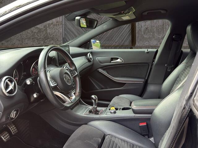 Mercedes-Benz CLA-KLASSE Shooting Brake 180 AMG Business Solution