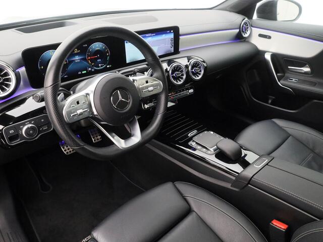 Mercedes-Benz CLA-KLASSE 250 e AMG Line | PANO | 360° | ADAPTIVE | KEYLESS | HUD | SFEERVERLICHTING | STOELVERW. | TREKHAAK