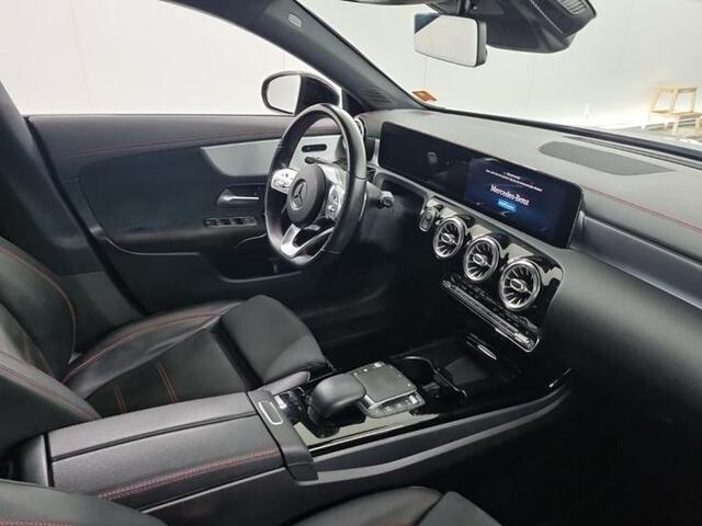 Mercedes-Benz CLA-KLASSE Shooting Brake 200 AMG | Navi | Camera | M-Bux