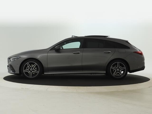 Mercedes-Benz CLA-KLASSE Shooting Brake 180 AMG Line LIMITED | Nightpakket | Parkeerpakket met achteruitrijcamera | KEYLESS GO | Dodehoekassistent | USB pakket plus | EASY PACK achterklep | MULTIBEAM LED | Verwarmde stoelen vooraan |
