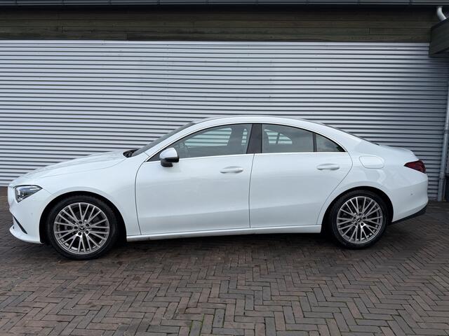 Mercedes-Benz CLA-KLASSE 200 Business Solution Luxury