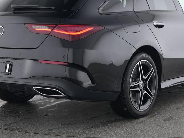 Mercedes-Benz CLA-KLASSE Shooting Brake 250 e AMG Plug-In Hybride Edition AMG Line | Panorama Schuif-Kanteldak | Trekhaak | Night Pakket | MultiBeam Koplampen | Stuur en Stoelverwaming. Inclusief 24 maanden MB Certified garantie voor Europa.