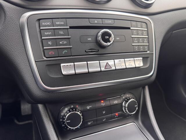 Mercedes-Benz CLA-KLASSE 180 Business Solution AMG | Automaat | Stoelverwarming | Navigatie |